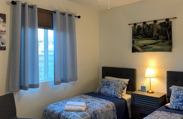 Super Clean Cozy Guest Room in A Family House