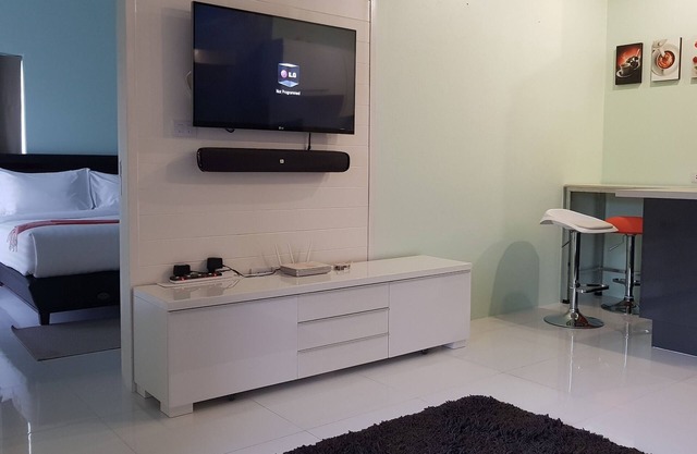 Super-clean Penthouse (WIFI) - Luxury Pad with everything for the vacation