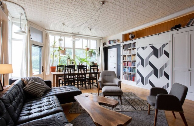 Super Cool Storefront House with Sauna!