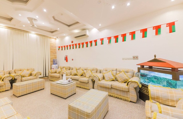 Super OYO 107 Ras Al Hadd Waves Hotel