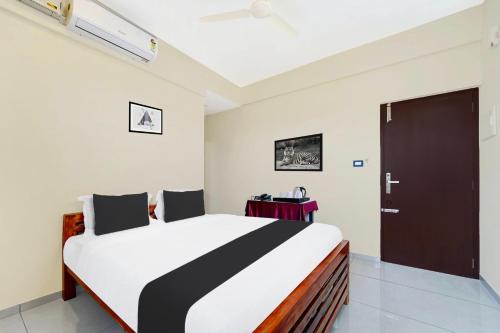 Super Townhouse Trivandrum Padmanabhaswamy Temple Formerly Rezt N Relaz Inn
