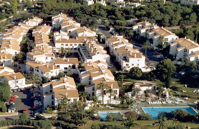Superb 3 bed Apartment on the luxury La manga golf resort.