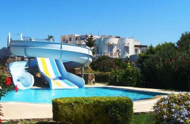 Superb 9-bedroom resort with fitness room, AC, WiFi in Bodrum