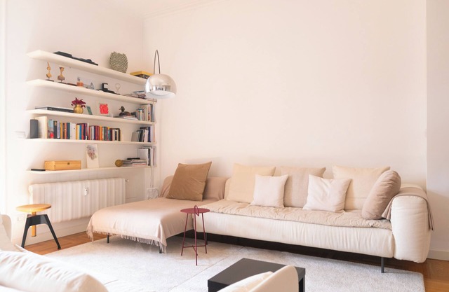 Superb and Charming apartment in central Milan with piazza views.