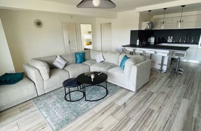 Superb apartment T4 sleeps 8 in Porto Vecchio Centre