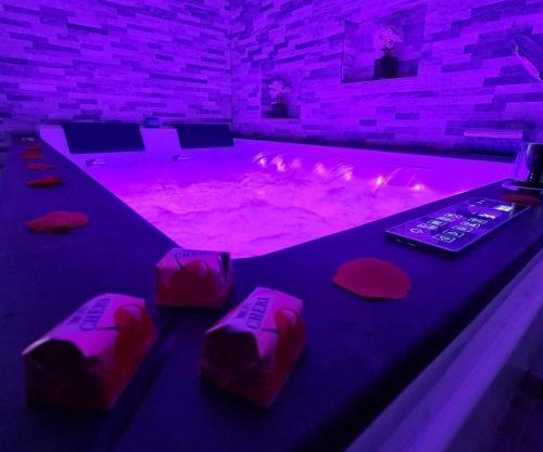 Superbe appartement privé avec jacuzzi