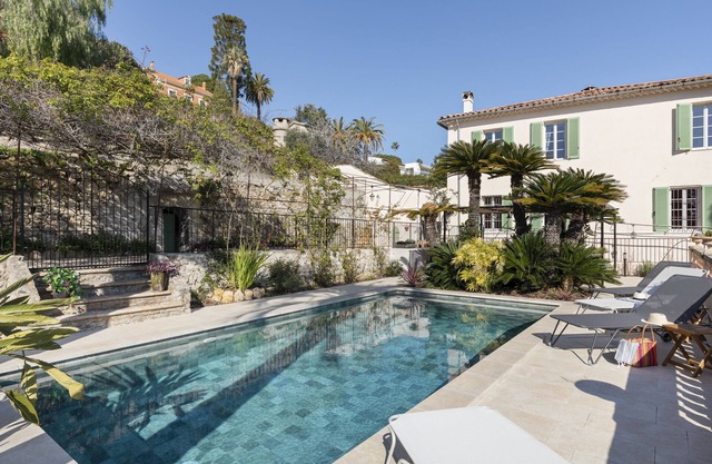 Superbe Maison vue mer sur les Hauteurs D'antibes Pour des Vacances en Famille