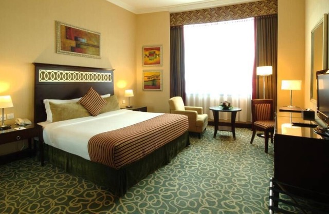Superior Room Near Workshop Café By Luxury Bookings