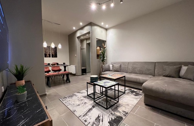 Supreme City Heart Suites