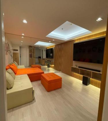 Supreme Luxury 2BR Condo - Azure Urban Resort Residences near Manila Airport