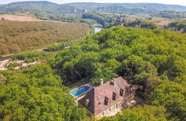 Sur La Colline - Six Bedroom Villa, Sleeps 10