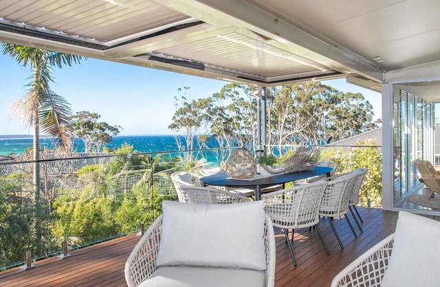 Surfers Beach House - Experience contemporary coastal living with breathtaking ocean views