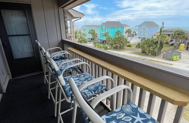 Surfside Beach 2nd row! Ocean view, W/D, pool, spacious, updated 2/2 condo
