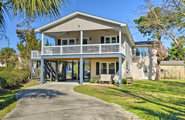 Surfside Beach Canal-Front Home Walk to Beach!
