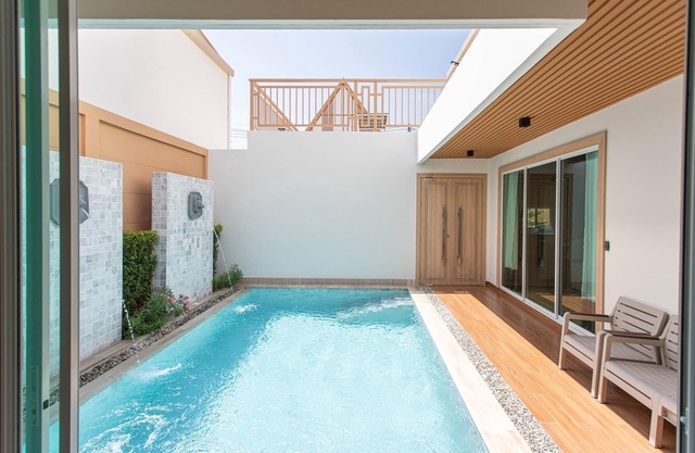 SWAYpoolvilla~ Stylish, Spacious, Private~ nice pool view