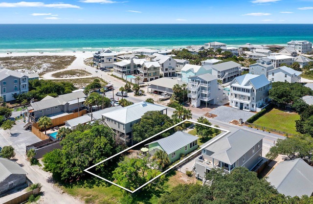 Sweaty Palms - Grayton Beach, Close to the Red Bar, Steps to the Beach!