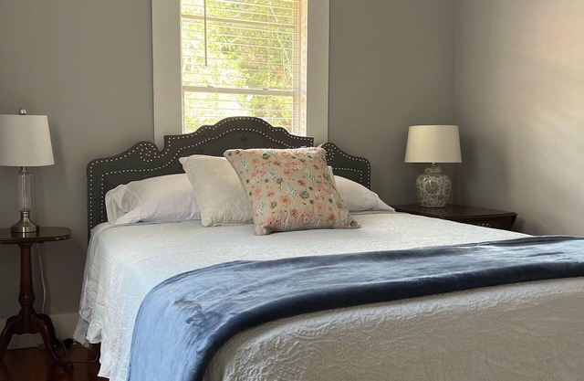 Sweet Cottage ready for the Family.