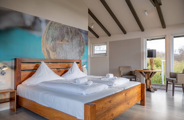 Switch off together in the "Mahalo" house