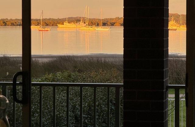 Sydney Waterfront Beach House