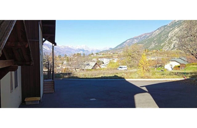 T3 apartment near town center