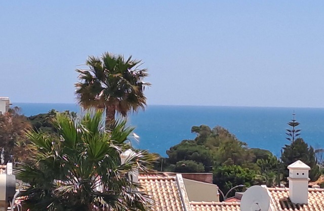 T3, espaçoso, wifi, a/c, junto à praia!