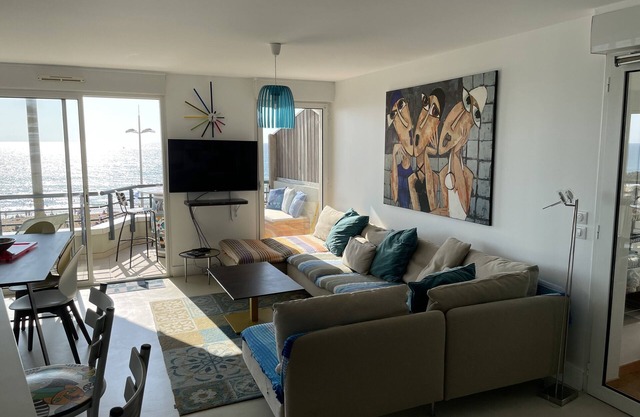T3 Luxurious Fantastic Sea View