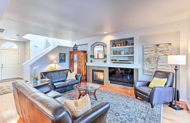 Tacoma Home w/Garden + Pond ~ 3 Mi to Beach!