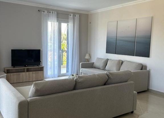 Tasos Cozy Apartment 1st Floor