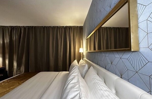 TB Hotel Downtown Miami - Superior King Room