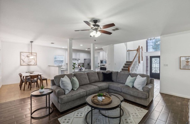 TCH - Comfortable 4bd/3.5ba home in Keller w/Off.