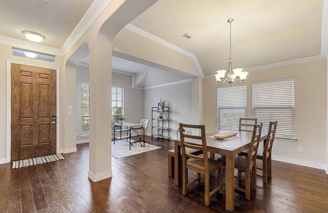 TCH - Spacious 4bd/2ba in Roanoke w/Office&Garage