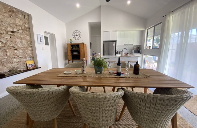 Tea Tree Cottage - Heart of Pt Elliots township Beautiful, homely and cosey