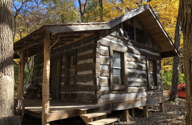 Ten Acre Treehouse, “Fort Henry Log Cabin”. Sleeps 2-4
