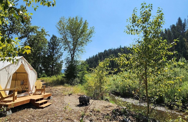 Tentrr Signature Site - B4mc River Ranch - The Cottonwoods