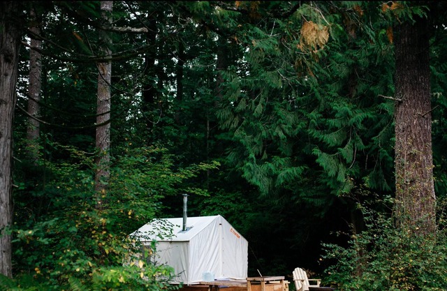 Tentrr Signature Site - Cascade Rose Alpaca Farm Stay