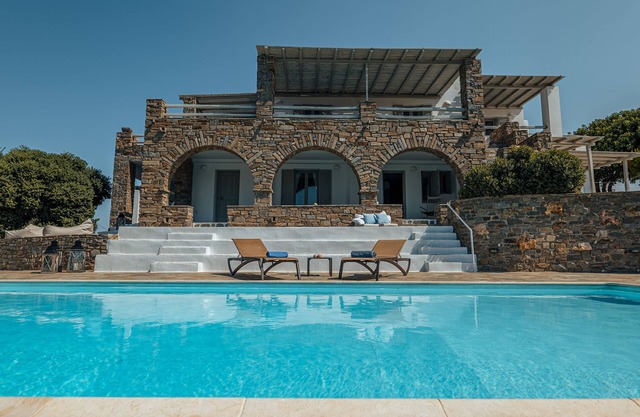 TERRA retreat in Paros, with prIvate pool, stunning sea view, near sandy beaches