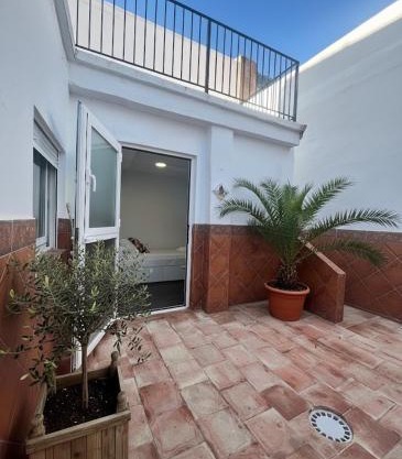 Terraza 120 m2 y paellero - Metro & Aeropuerto