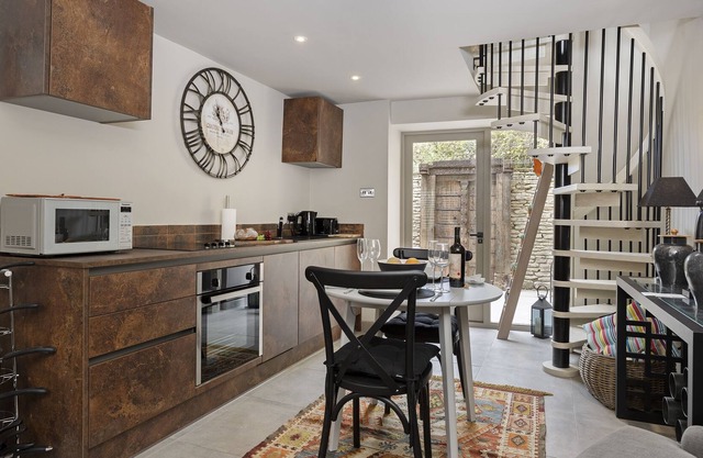 Tetbury Cottage - sleeping two guests in one bedroom in Winchcombe