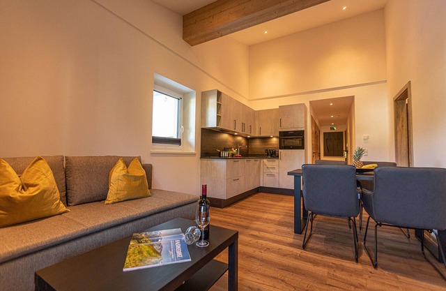 Tevini Boutique Suites - Apartment Fire, balcony