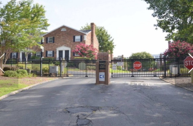 The absolute Closest Housing to the 1st ever November Masters 2020