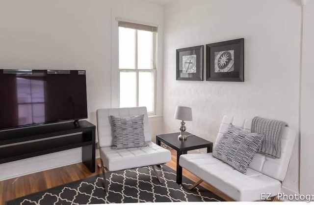 The Allure of Old Towne Portsmouth - Suite 2