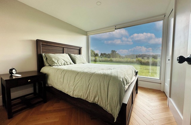 The Amish Schoolhouse an Ultimate Country Retreat