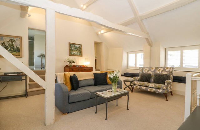 THE APARTMENT (STOW-ON-THE-WOLD) in Stow-On-The-Wold