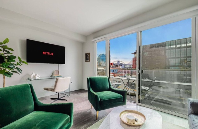 The Astra Suite | Pioneer Sq Gem