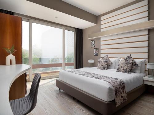 The Atara Near Golf Course Road