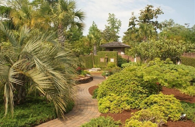 The Bali House - a tropical paradise in North Carolina!