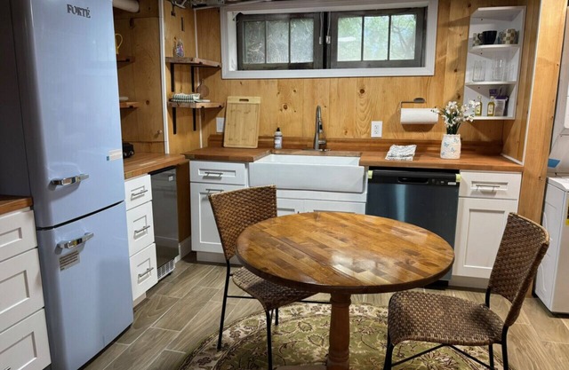 The Blue Back Burrow