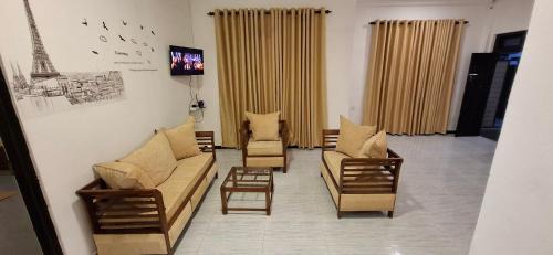 The Blue Pearl Galle