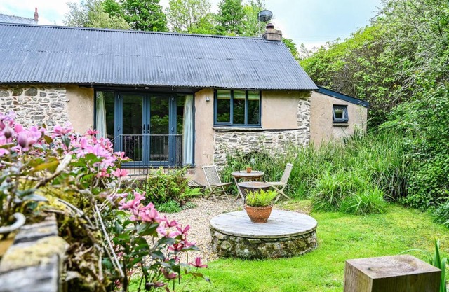 The Bothy - Heale Farm