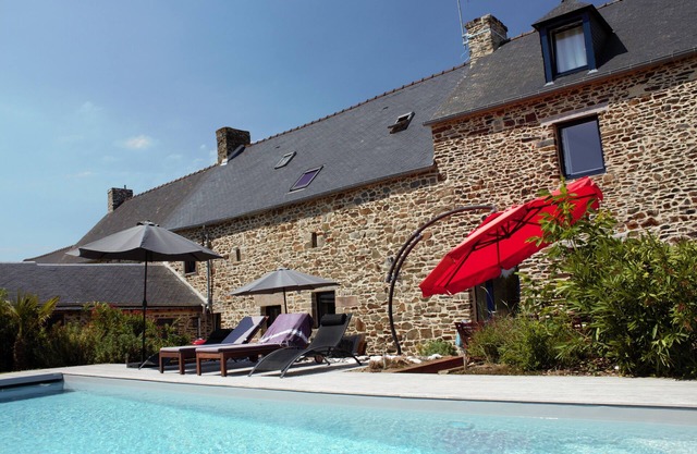 The Breton Palace - Gîte de France 4 ears - 5 bedrooms - Private pool